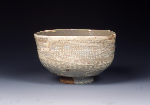 Kyoto Ohto Antique Art Association | Monthly Antiques |御本三島茶碗