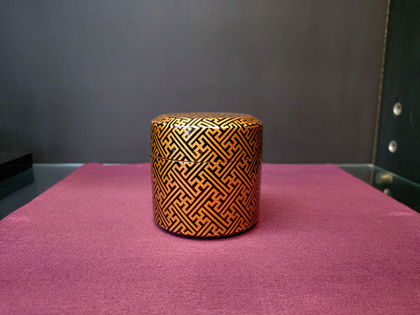 qntique photo1