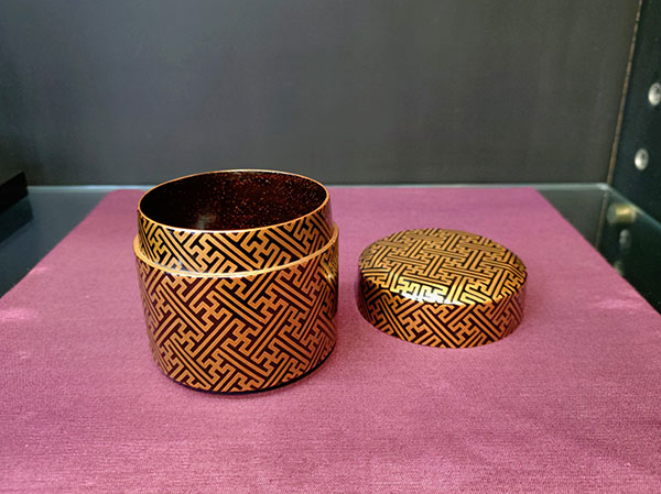 qntique photo2